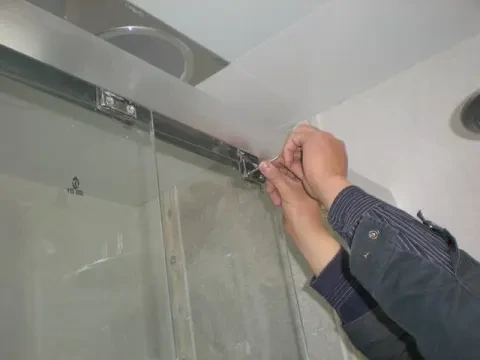 How to install the Shower Room6